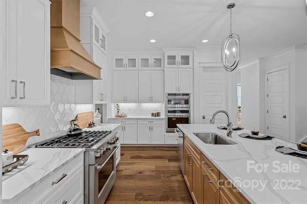 2001 Grey Road Davidson, NC 28036 - Photo 8 of 46 Gallery Image 8