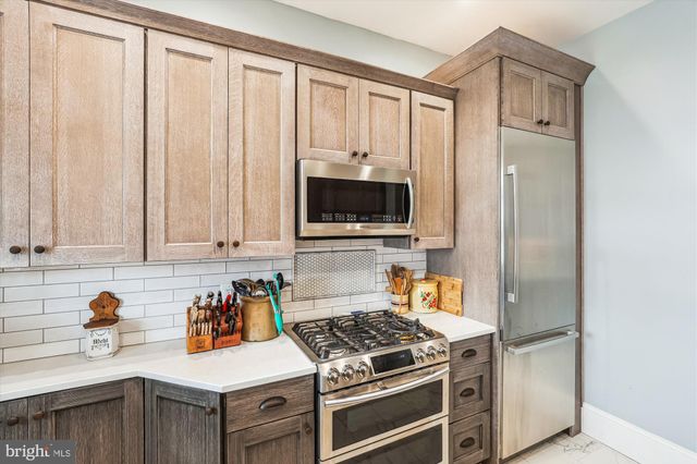 $1,100,000 | 1202 Monroe Street Northwest, Washington, DC 20010