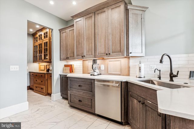 $1,100,000 | 1202 Monroe Street Northwest, Washington, DC 20010