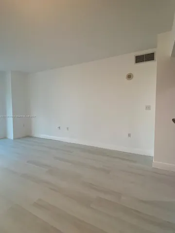 $324,900 | 140 South Dixie Highway, Unit 820, Hollywood, FL 33020