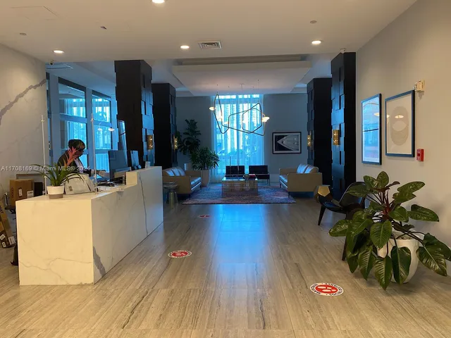 $324,900 | 140 South Dixie Highway, Unit 820, Hollywood, FL 33020