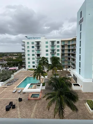 $324,900 | 140 South Dixie Highway, Unit 820, Hollywood, FL 33020