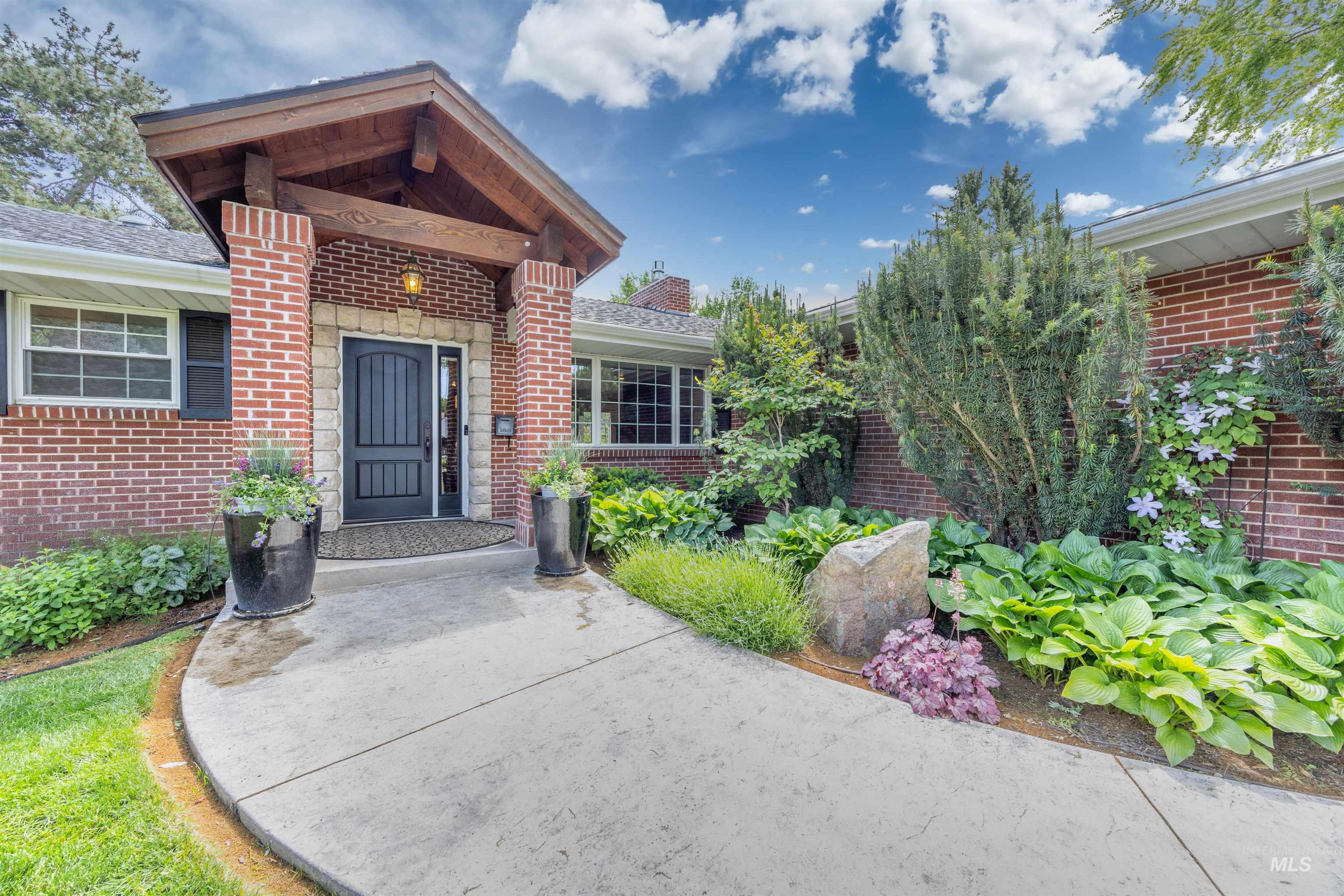 2914 North Alamo Road Boise, ID 83704 - Photo 5 of 50
