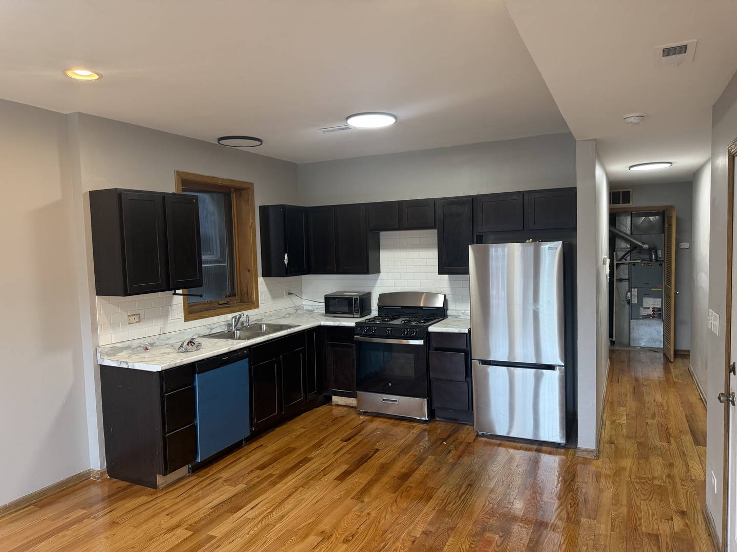 1114 South Albany Avenue, Unit 2 Chicago, IL 60612 - Photo 2 of 10
