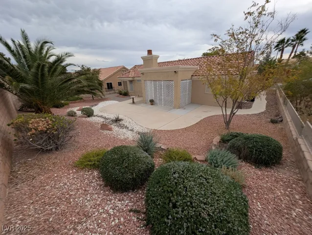 $1,900 | 2737 Tumble Brook Drive, Las Vegas, NV 89134