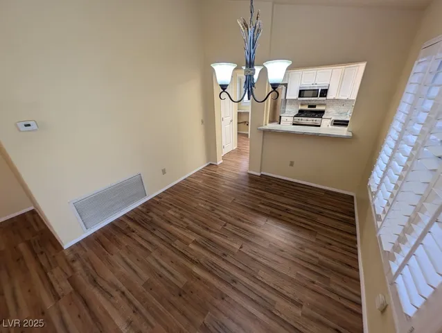 $1,900 | 2737 Tumble Brook Drive, Las Vegas, NV 89134