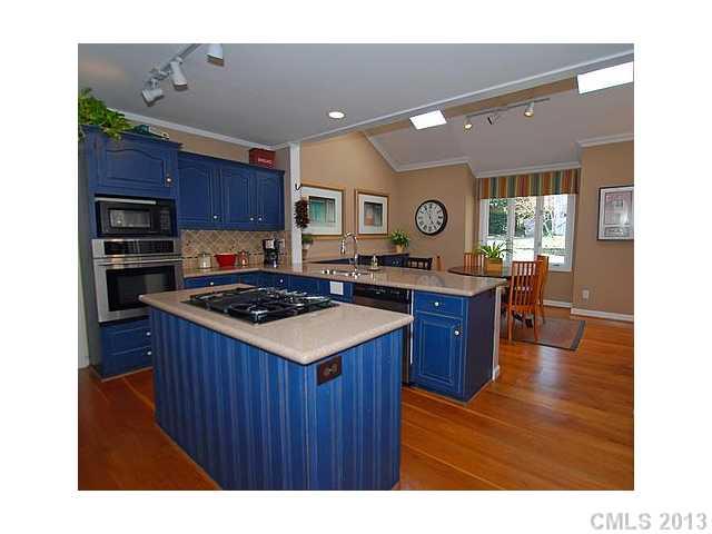 3032 Mountainbrook Road Charlotte, NC 28210 - Photo 5 of 16