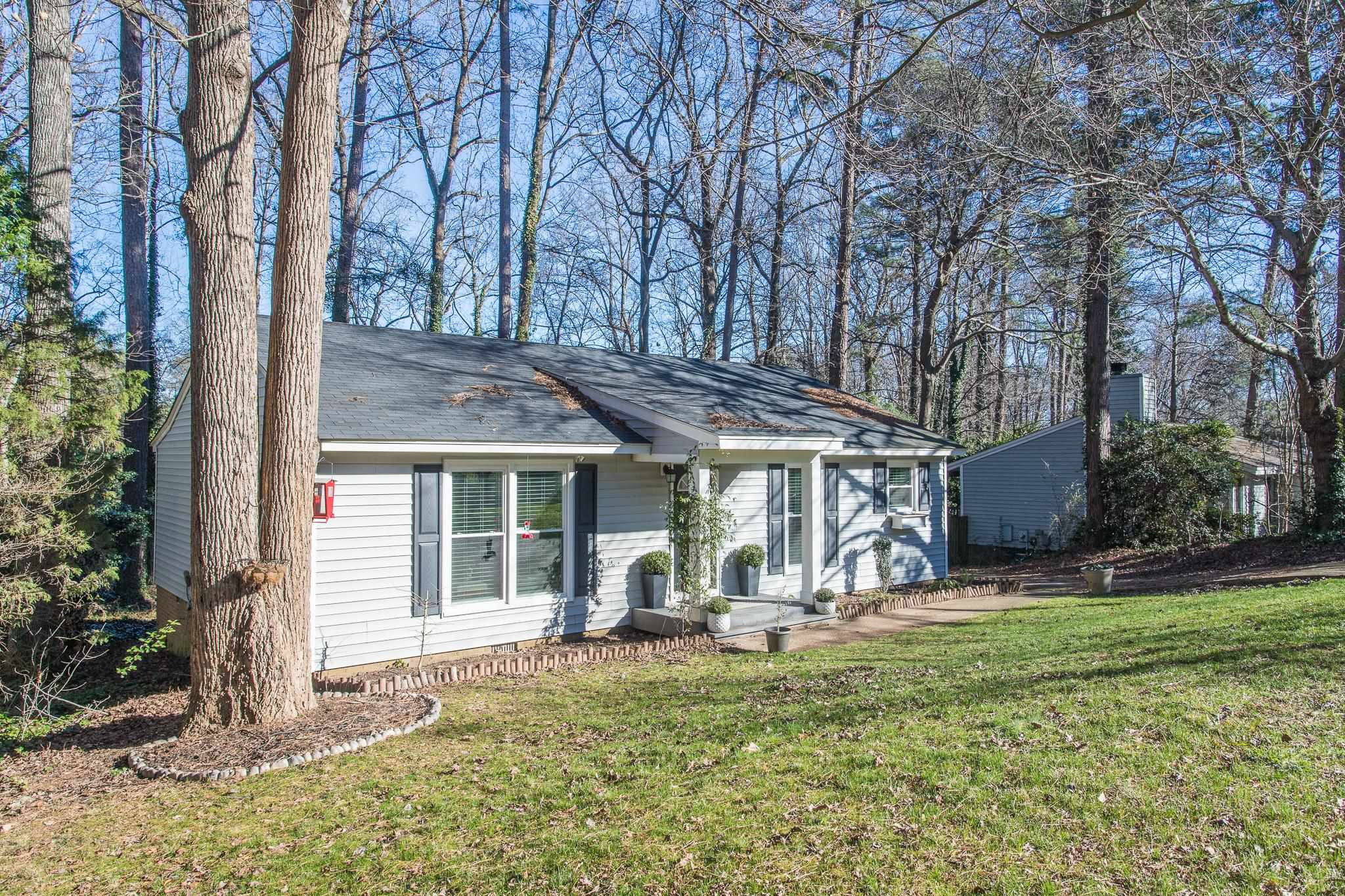 413 Ashebrook Drive Raleigh, NC 27609 - Photo 3 of 32 Photo 3