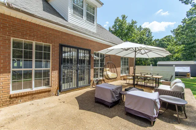 $470,000 | 915 Cliffview Road, Bolivar, TN 38008