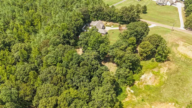 $470,000 | 915 Cliffview Road, Bolivar, TN 38008
