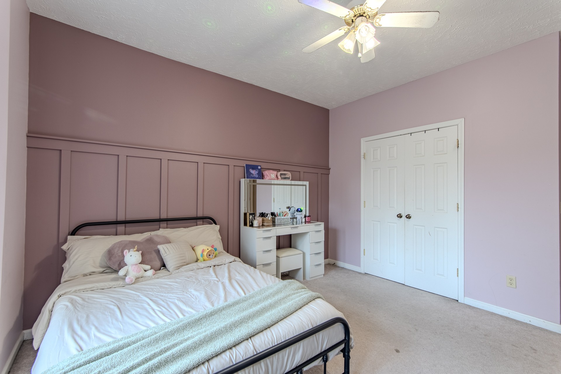 915 Cliffview Road Bolivar, TN 38008 - Photo 44 of 89 a bedroom with a bed and a chandelier