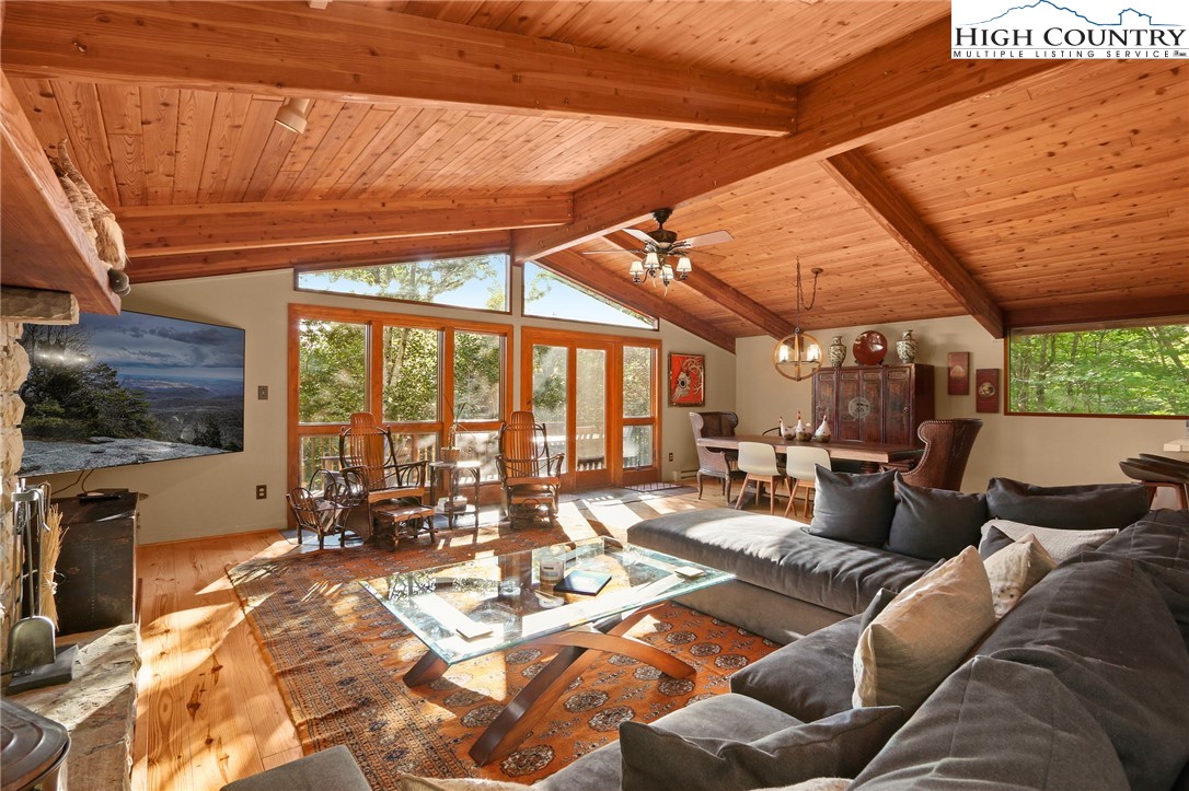 202 Upper Grouse Ridge Road Beech Mountain, NC 28604 - Photo 4 of 41