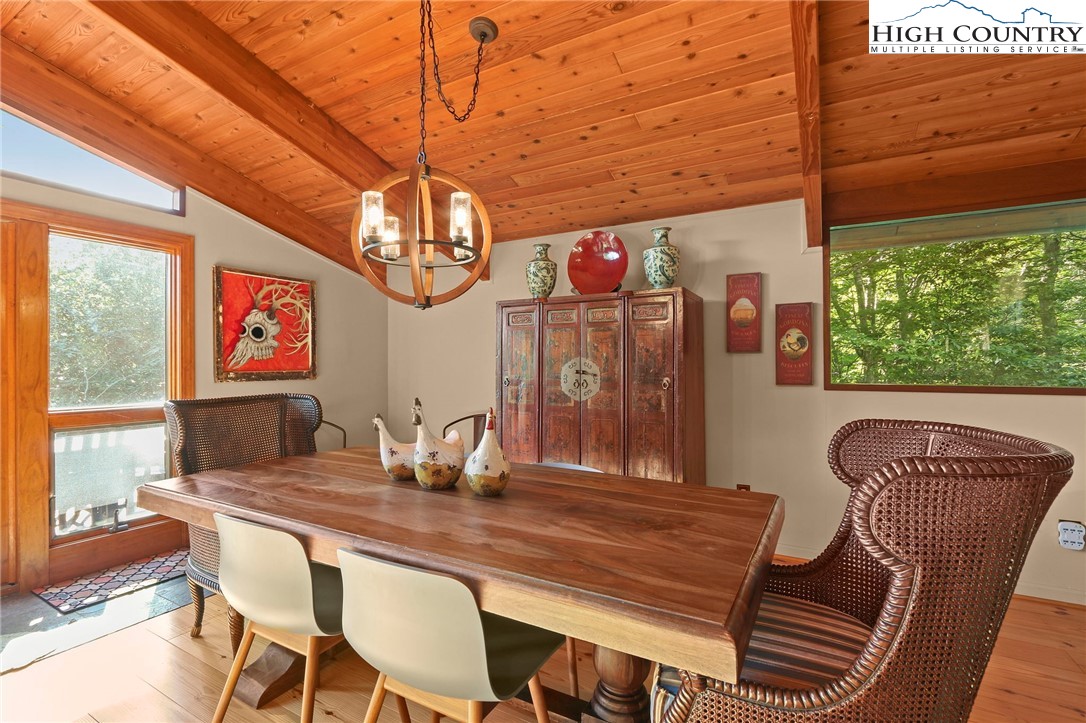 202 Upper Grouse Ridge Road Beech Mountain, NC 28604 - Photo 9 of 41