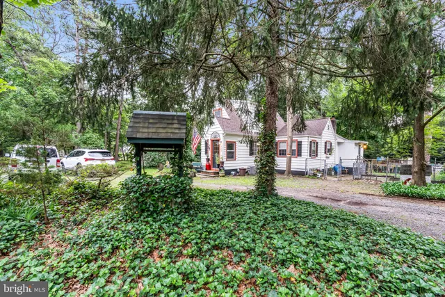$725,000 | 747 West Veterans Highway, Jackson, NJ 08527