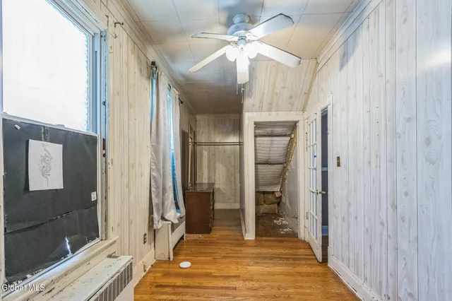 $145,000 | 477 9th Avenue, Troy, NY 12182