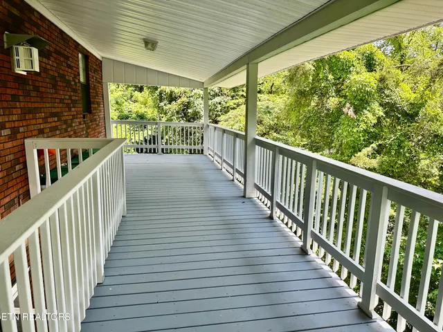 $690,000 | 2531 Highland Park Drive, Pigeon Forge, TN 37863