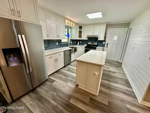 $690,000 | 2531 Highland Park Drive, Pigeon Forge, TN 37863