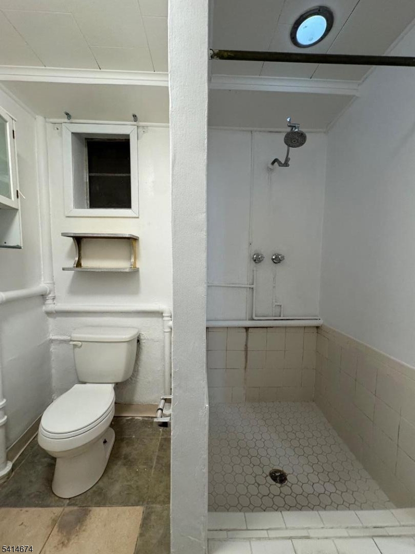 639 Oakdene Avenue Ridgefield, NJ 07657 - Photo 17 of 20