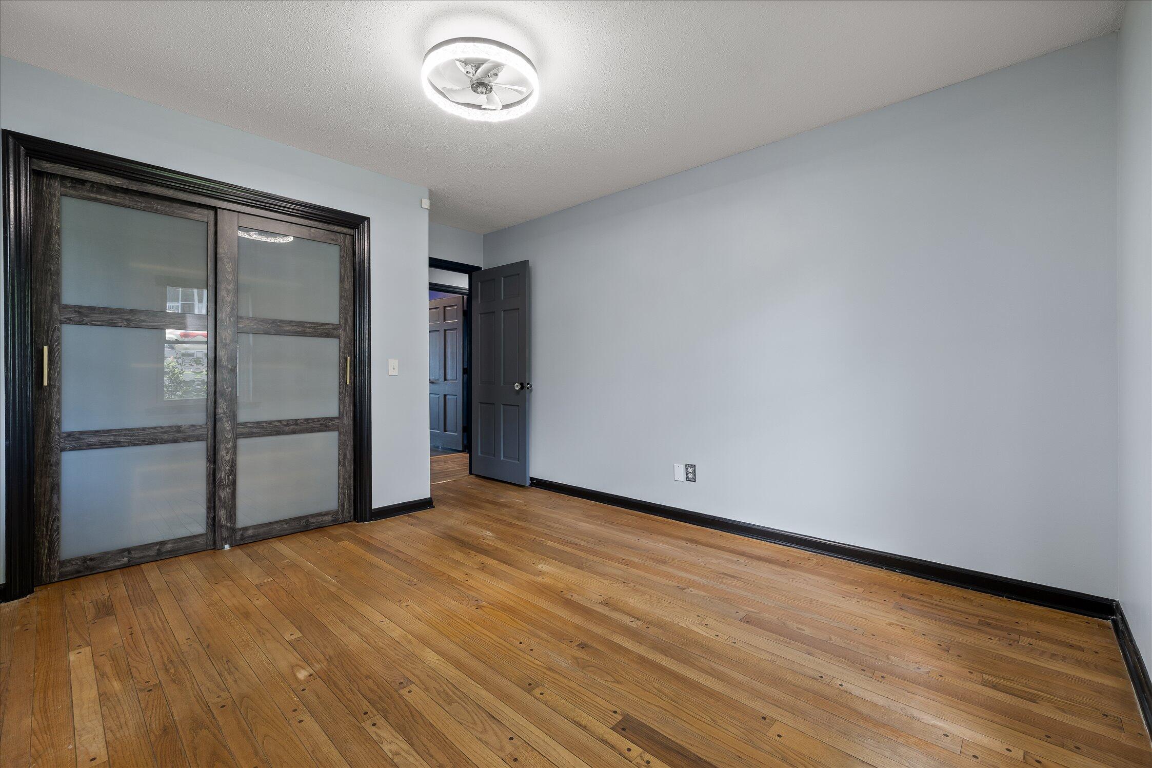 302 Walsh Road Chattanooga, TN 37405 - Photo 53 of 84 68-302 Walsh Rd-44