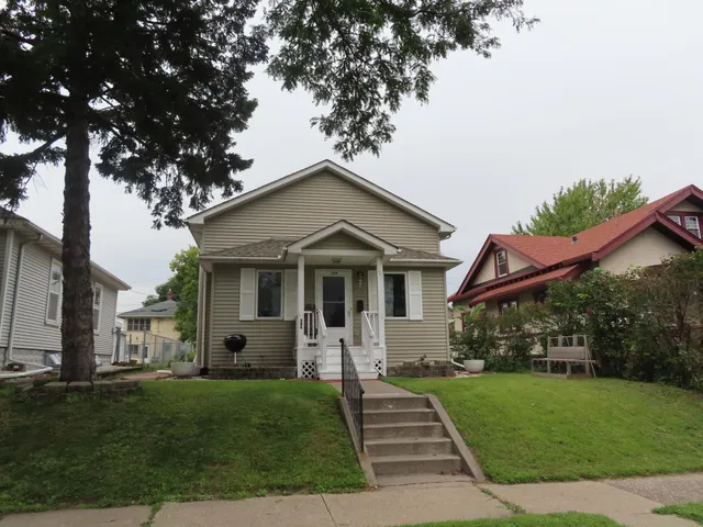 $350,000 | 389 Roy Street North, St. Paul, MN 55104