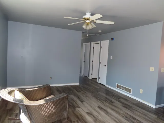 $350,000 | 389 Roy Street North, St. Paul, MN 55104