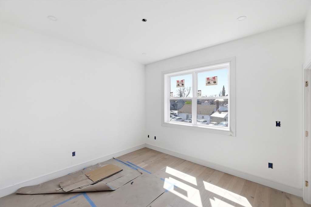 5 Elizabeth Lane, Unit 5 Paxton, MA 01612 - Photo 15 of 26 a view of room with window