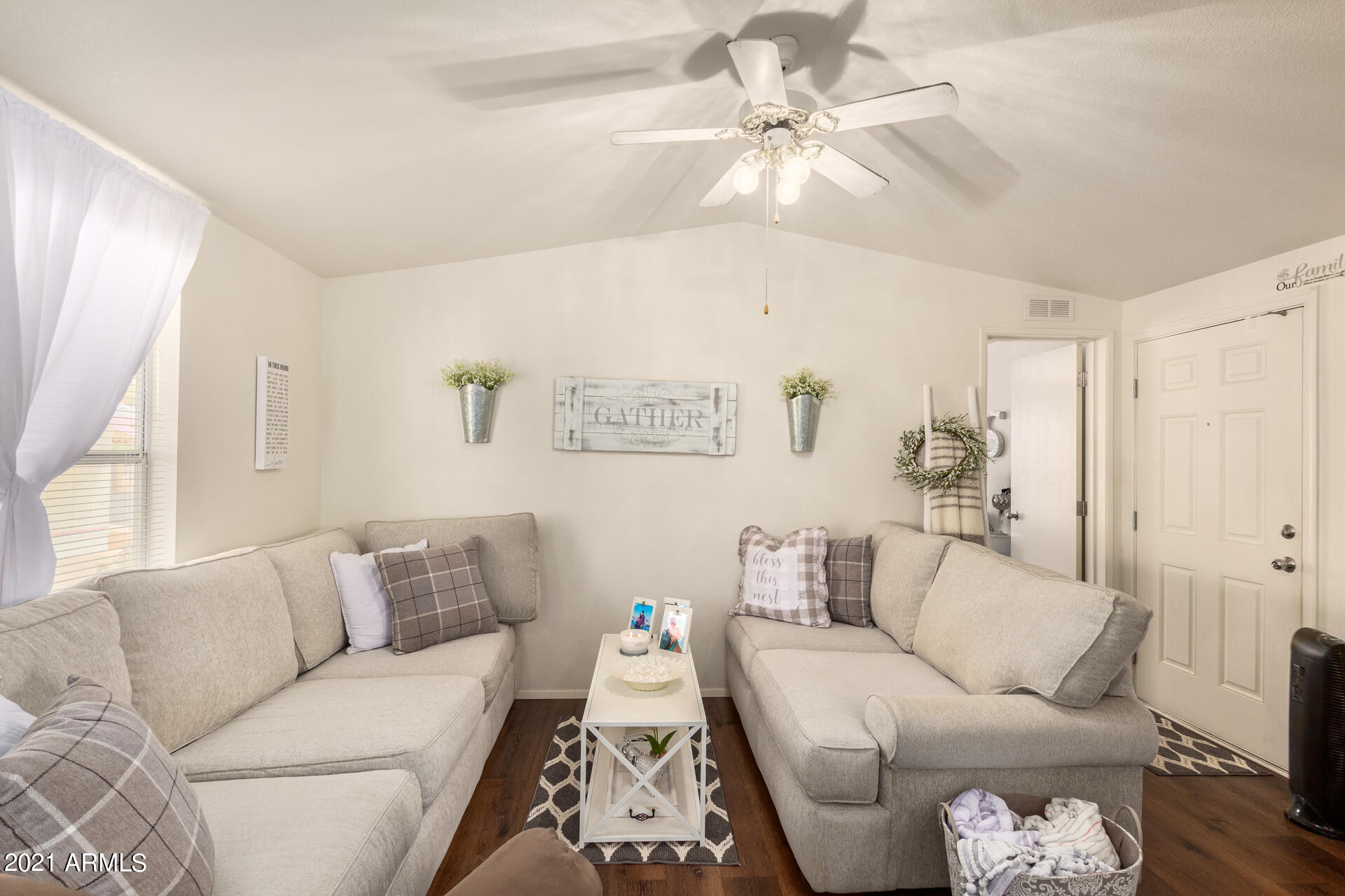 44 South Hawes Road, Unit C3 Mesa, AZ 85208 - Photo 6 of 25 06 - Hawes