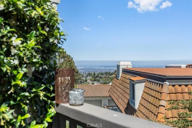 $1,379,000 | 92 Cottonwood Circle, Rolling Hills Estates, CA 90274