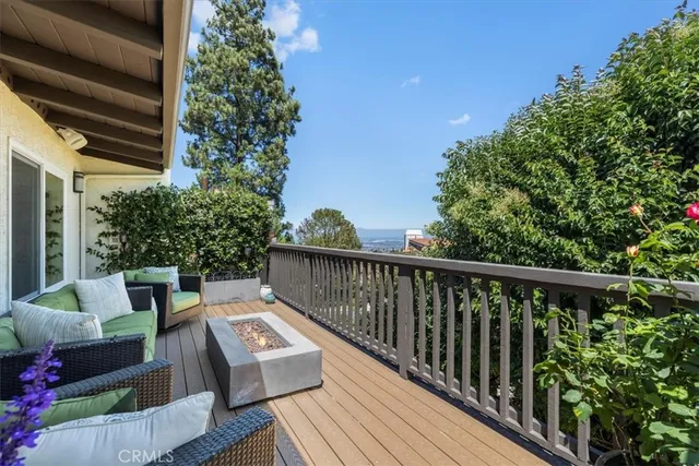 $1,379,000 | 92 Cottonwood Circle, Rolling Hills Estates, CA 90274