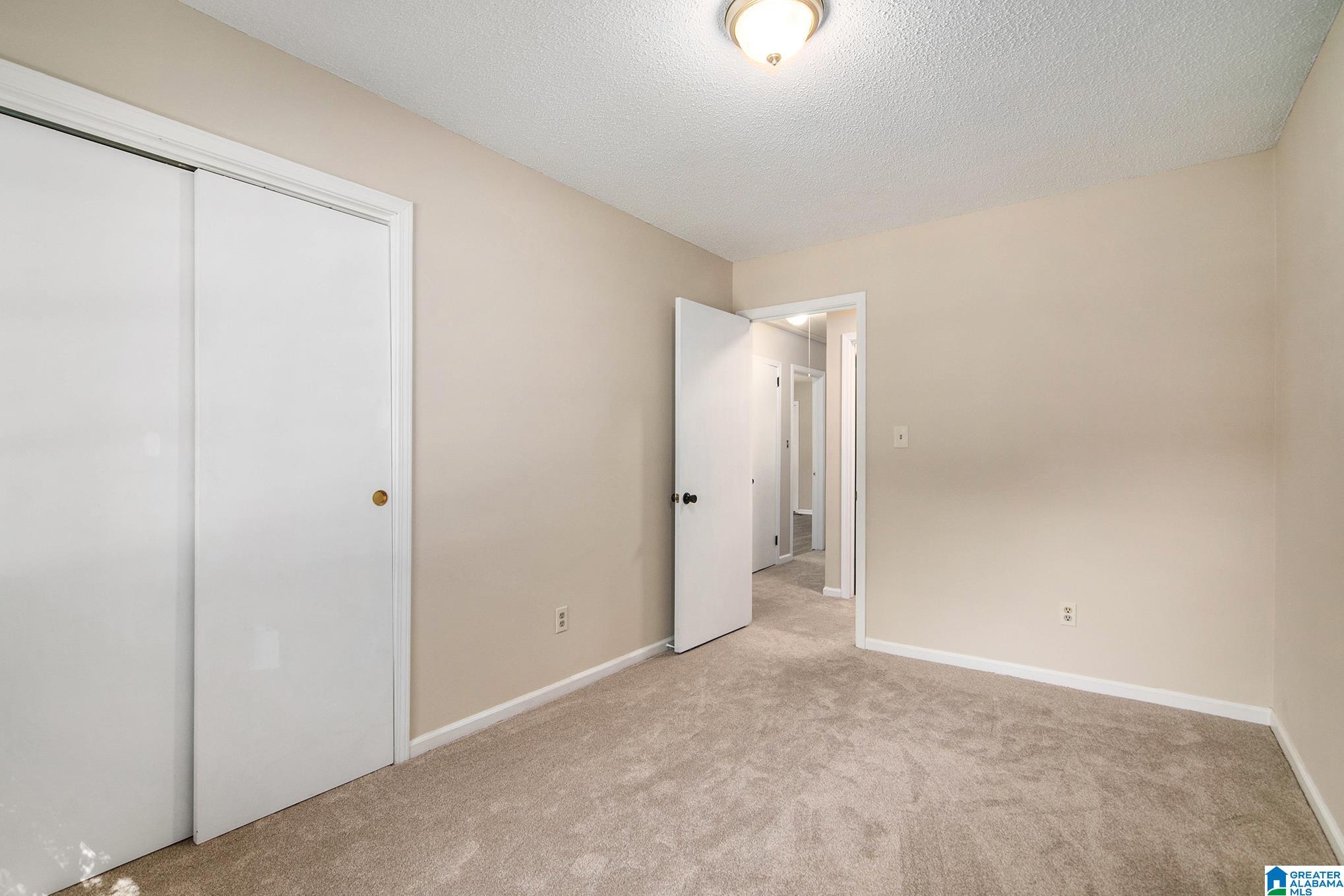 1805 Indian Hills Road Pelham, AL 35124 - Photo 20 of 31