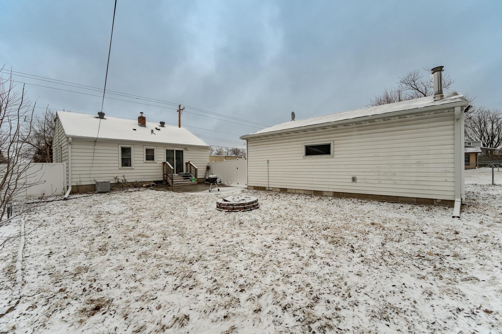 200 20th Street Southeast Rochester, MN 55904 - Photo 18 of 19