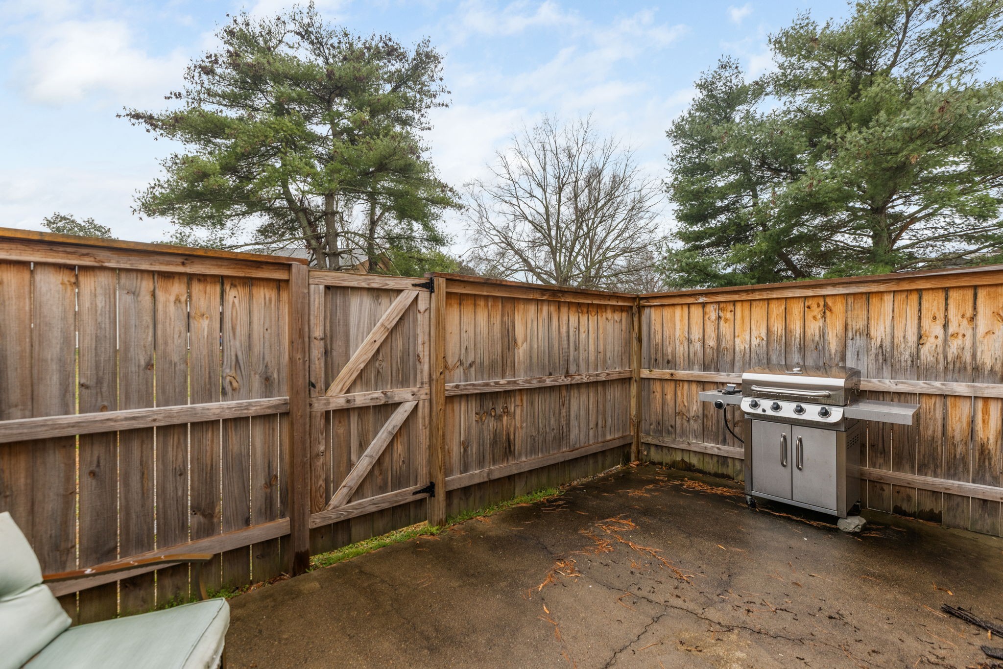 104 Meredith Place Franklin, TN 37064 - Photo 30 of 63 a view of a backyard with furniture and iron fence