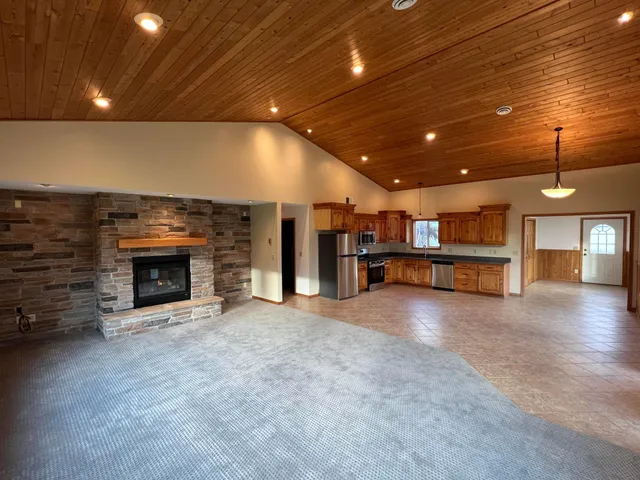 $465,000 | 26169 Paddy Avenue, Aitkin, MN 56431