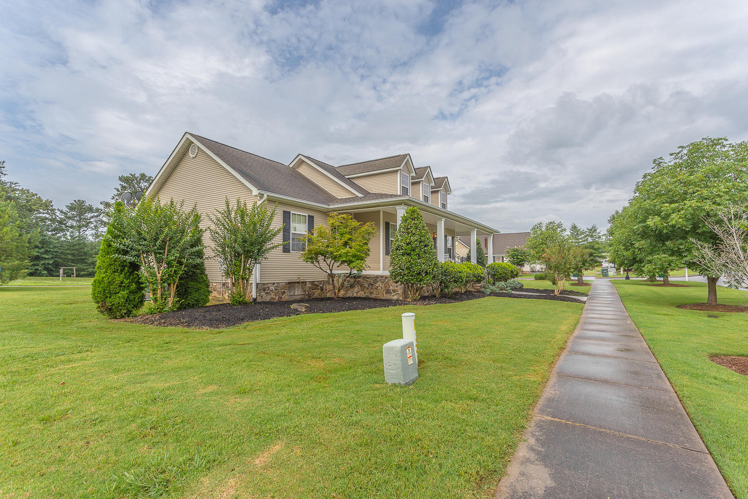 9 Deer Ridge Lane Rock Spring, GA 30739 - Photo 5 of 65 9 Deer Ridge-6