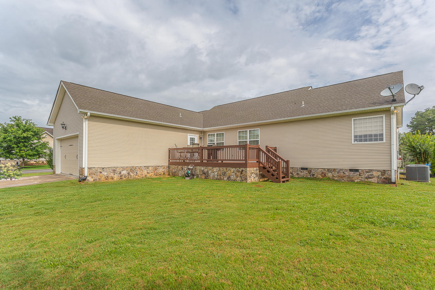 9 Deer Ridge Lane Rock Spring, GA 30739 - Photo 8 of 65 9 Deer Ridge-8