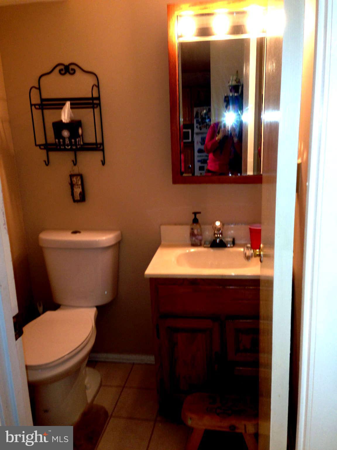 412 Ridgeview Court Arnold, MD 21012 - Photo 11 of 30 Bath