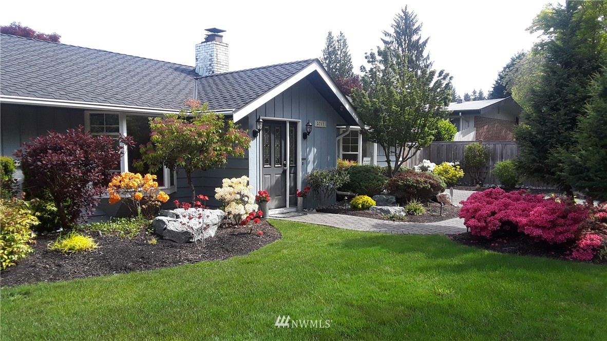 5717 Highland Road Everett, WA 98203 - Photo 2 of 23