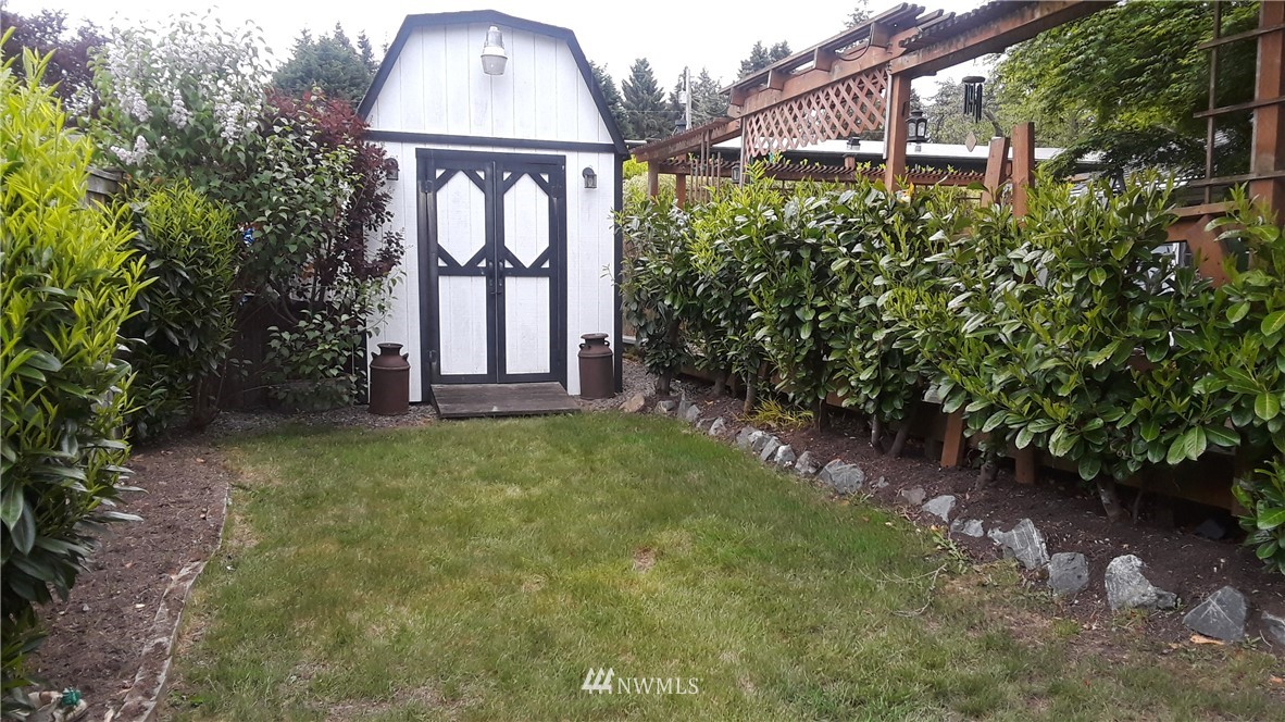 5717 Highland Road Everett, WA 98203 - Photo 20 of 23