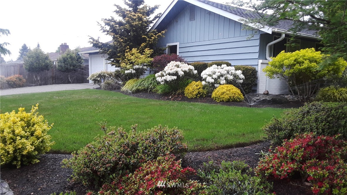 5717 Highland Road Everett, WA 98203 - Photo 4 of 23