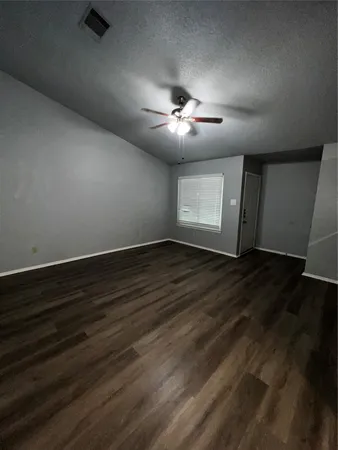 $1,500 | 617 Greenlawn Boulevard, Round Rock, TX 78664