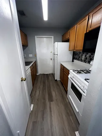 $1,500 | 617 Greenlawn Boulevard, Round Rock, TX 78664