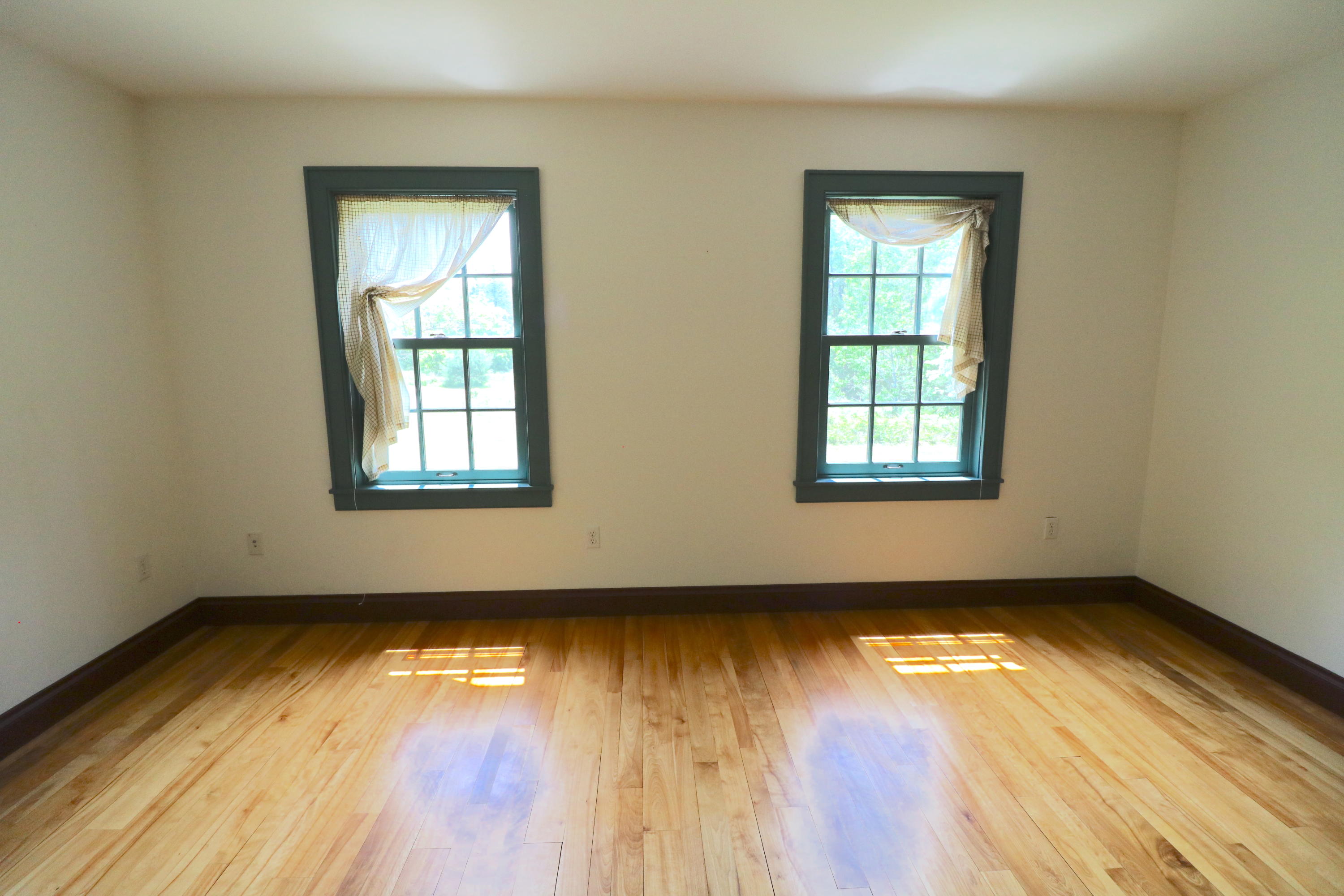 17 Bayview Court Friendship, ME 04547 - Photo 23 of 43 Bedroom windows