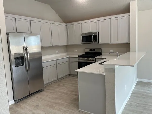 $239,900 | 332 Bendecido Loop, Elgin, TX 78621