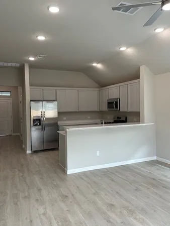 $239,900 | 332 Bendecido Loop, Elgin, TX 78621