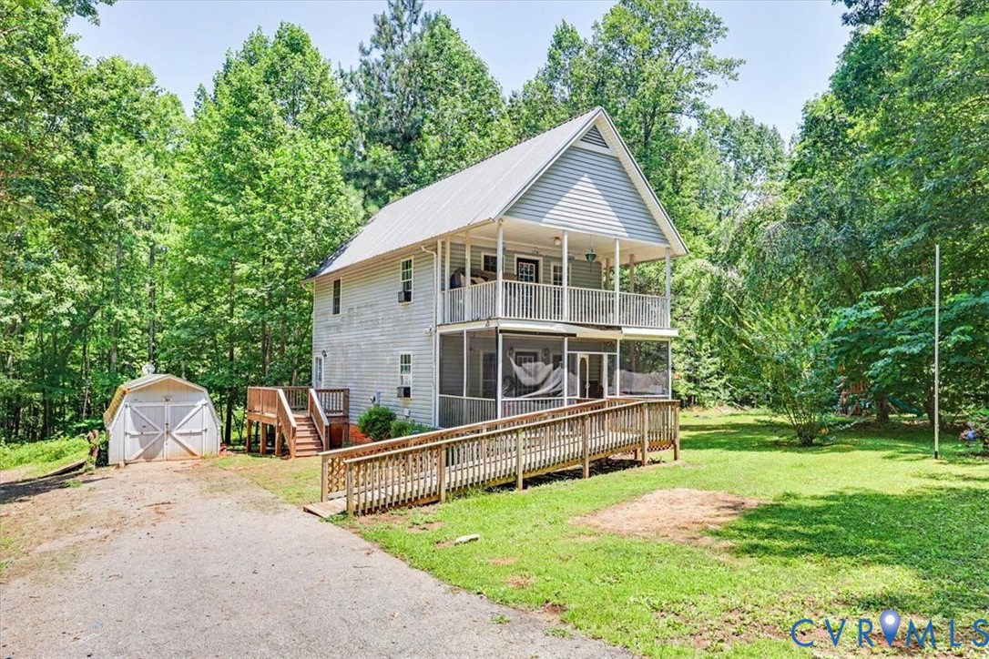 62 The Fls Road Victoria, VA 23974 - Photo 4 of 36 Two-story home with a light gray siding exterior,