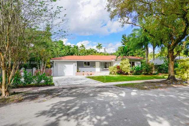 $9,000 | 911 Mariana Avenue, Coral Gables, FL 33134