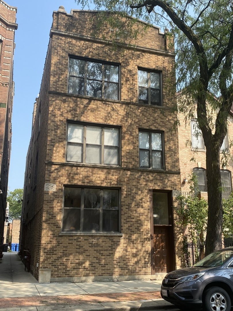 1418 West Lexington Street, Unit 2F Chicago, IL 60607 - Photo 1 of 4