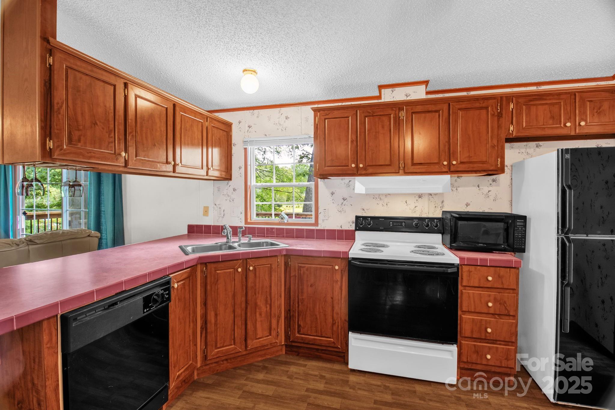 7232 Executive Circle Denver, NC 28037 - Photo 32 of 38