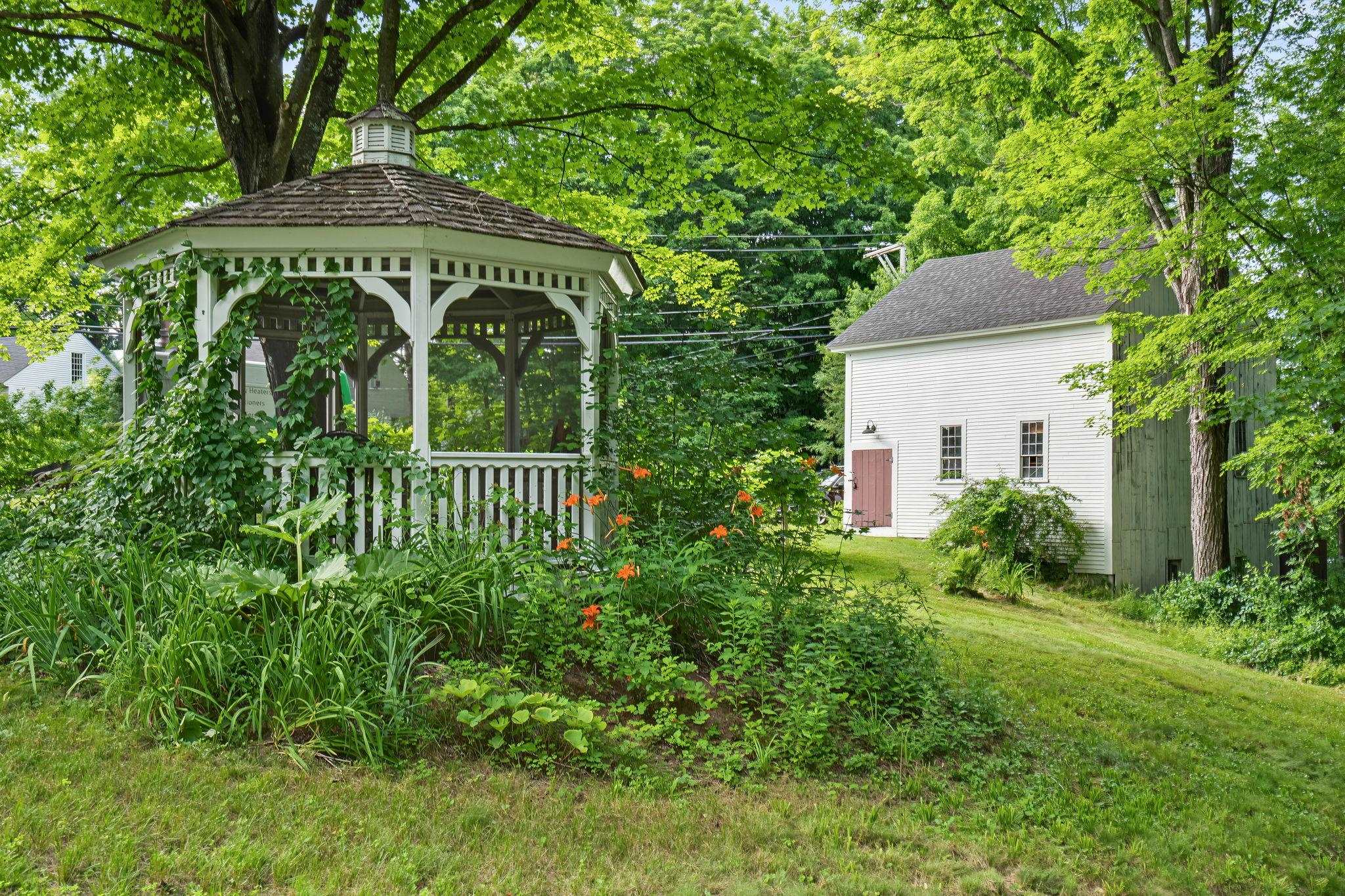 7 Bennington Road Hancock, NH 03449 - Photo 54 of 60