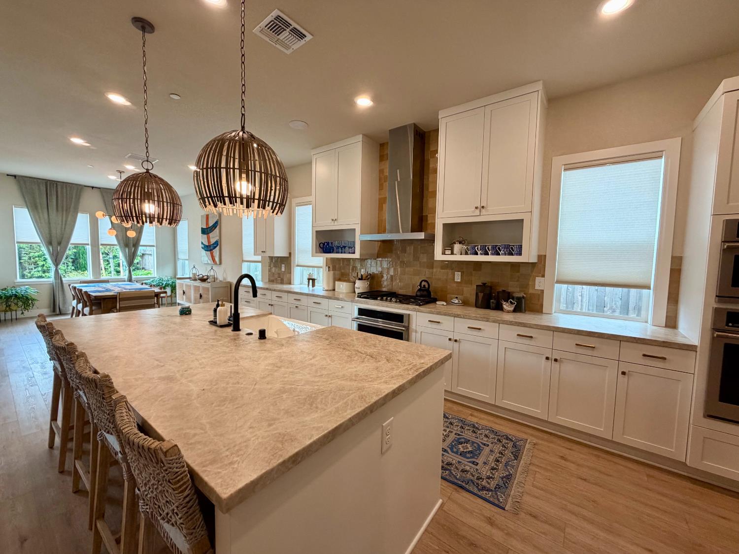 12008 Armandi Way Rancho Cordova, CA 95742 - Photo 4 of 35